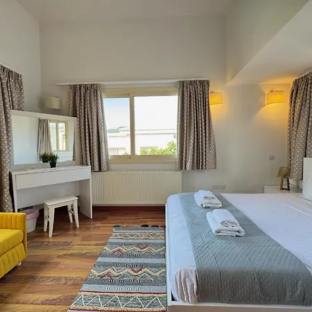 Konnos Retreat 3br - Walk To Vilă
